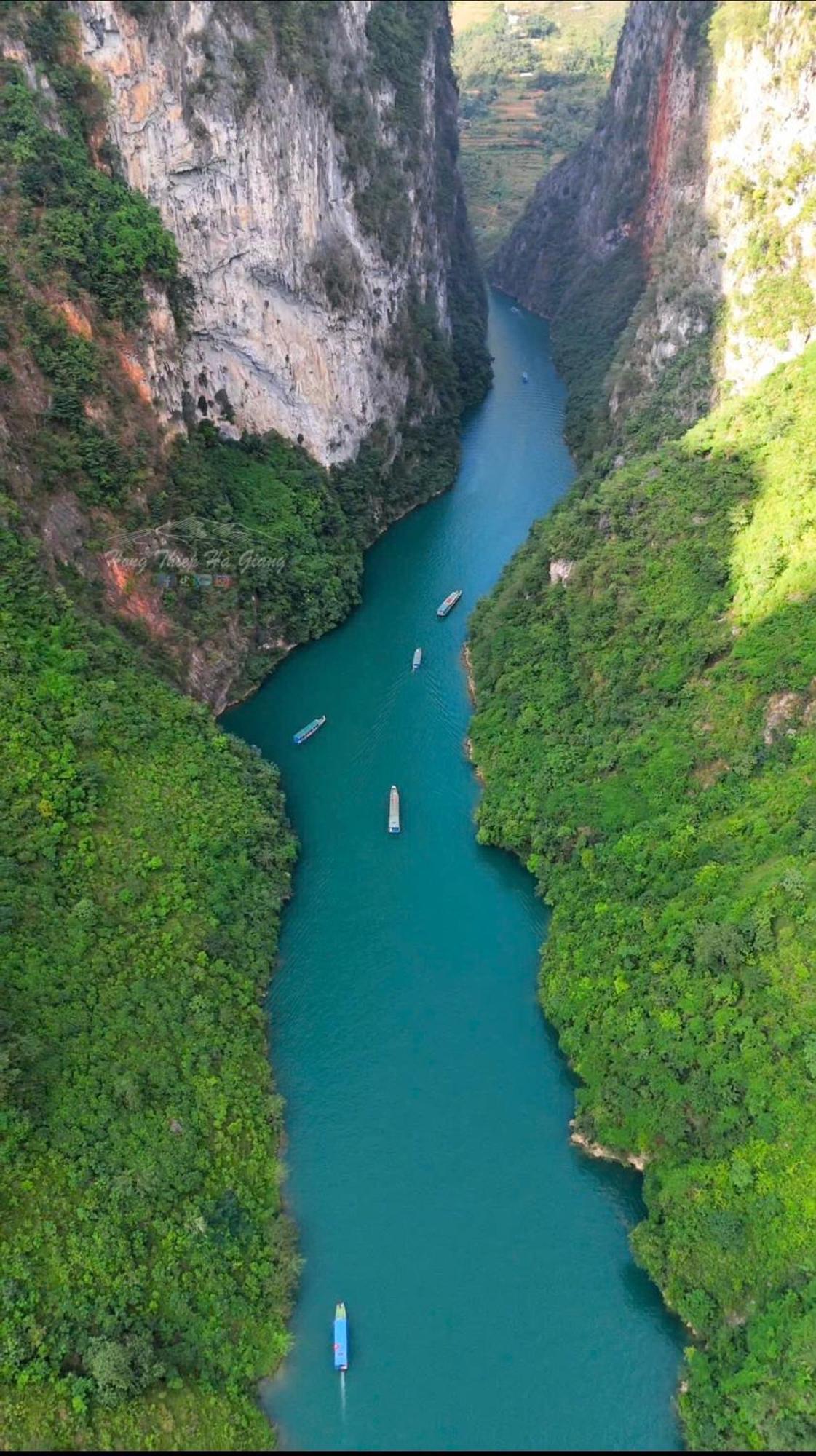 Thuy Anh Hotel Ha Giang Esterno foto