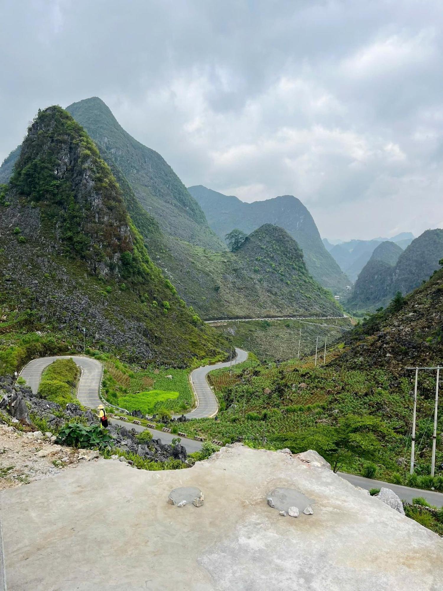 Thuy Anh Hotel Ha Giang Esterno foto