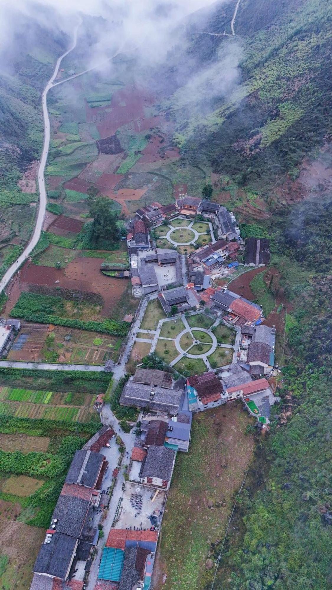 Thuy Anh Hotel Ha Giang Esterno foto