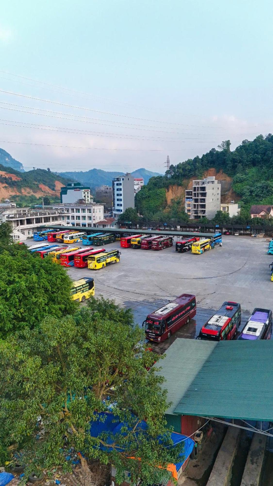 Thuy Anh Hotel Ha Giang Esterno foto