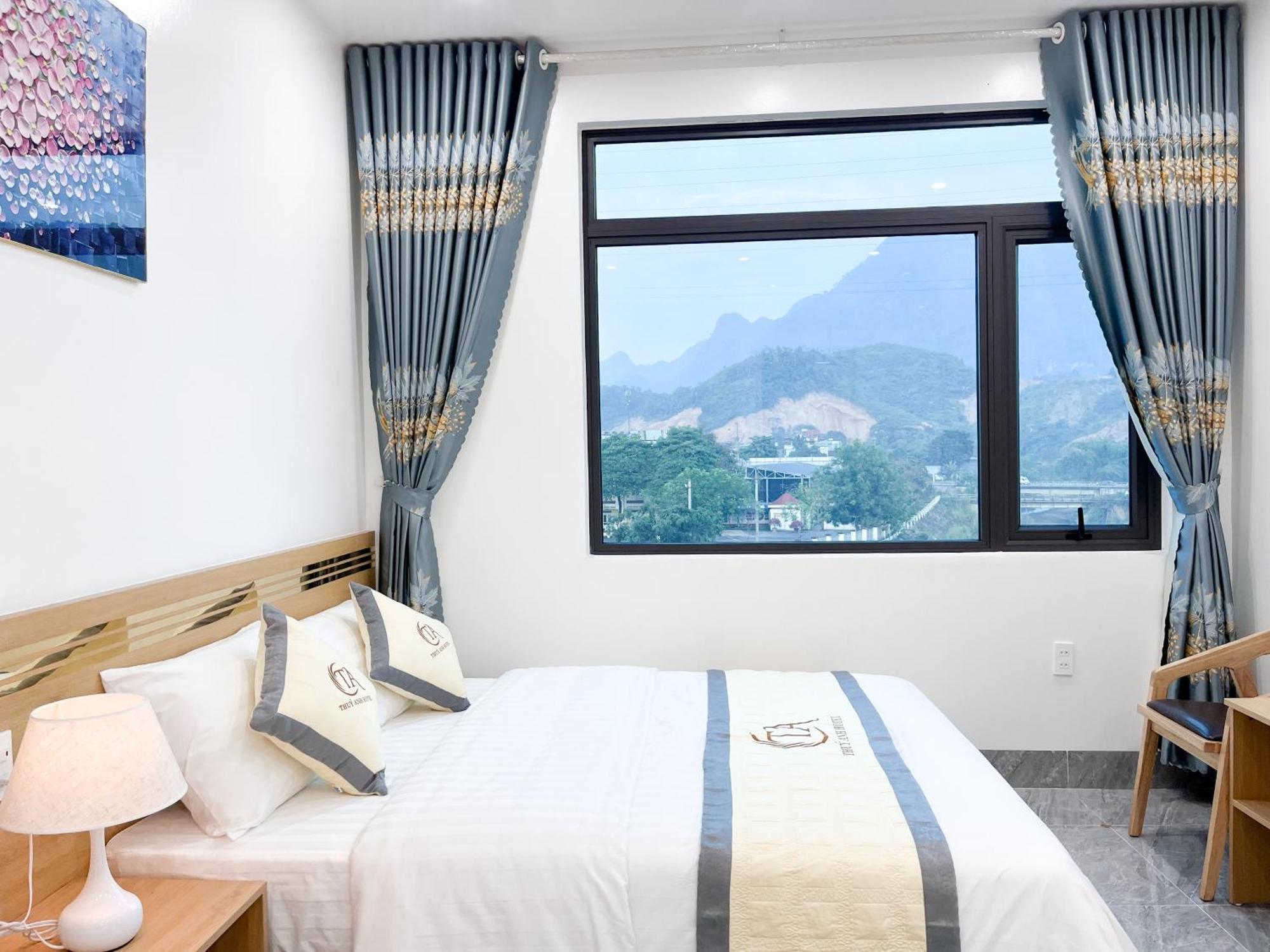 Thuy Anh Hotel Ha Giang Esterno foto