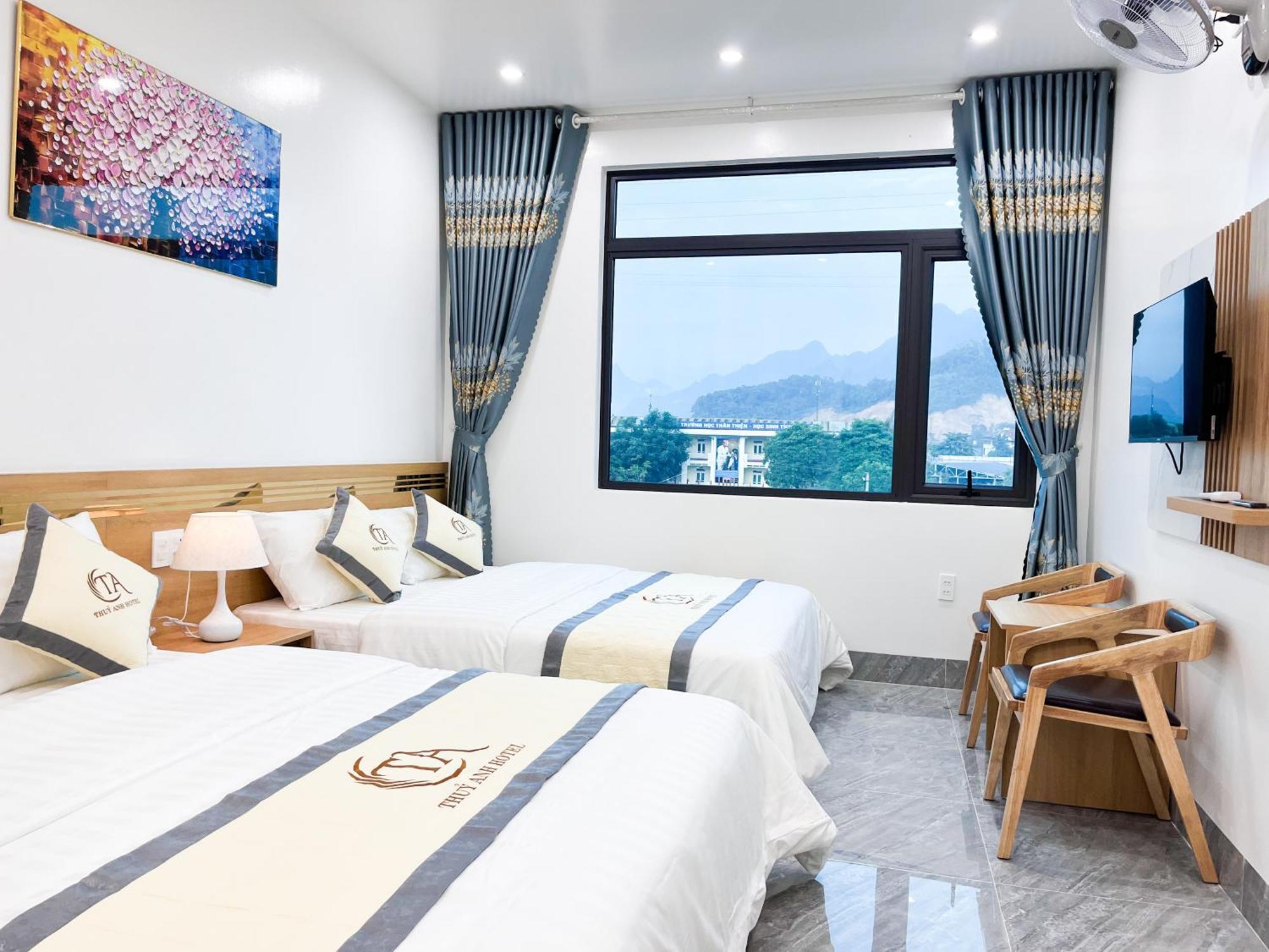 Thuy Anh Hotel Ha Giang Esterno foto